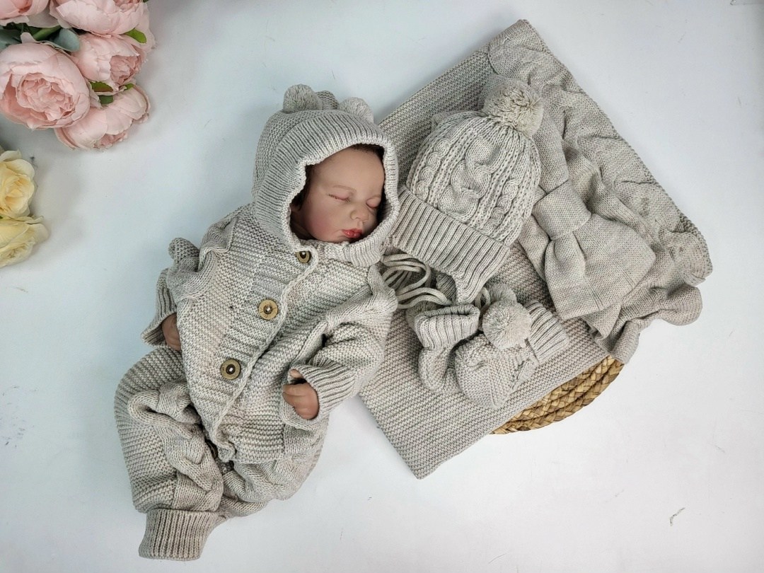 комплект на выписку,вязаный комплект на выписку,комплект на выписку для новорожденного вязаный,комплект на выписку базовый гардероб для малыша,комплект на выписку вязаный 5 предметов
