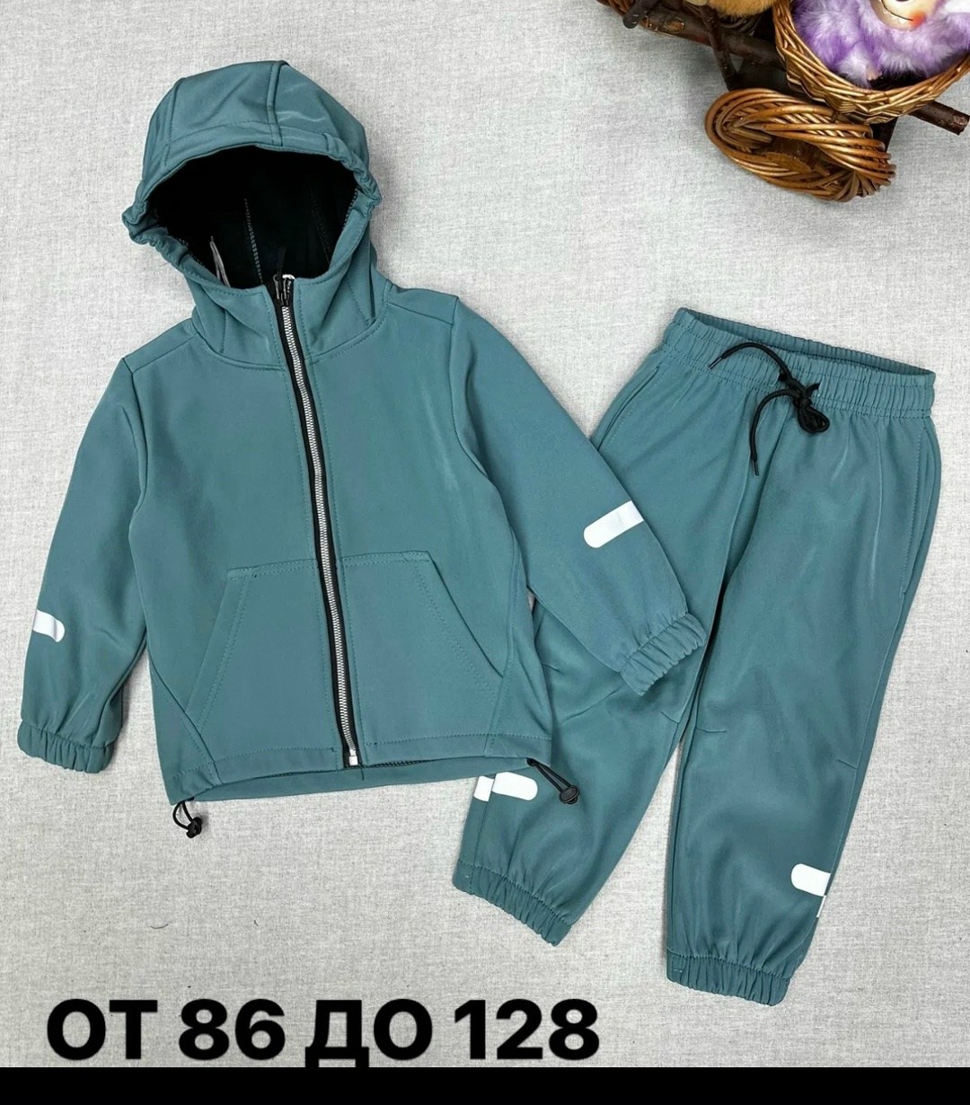 спортивные костюм,спортивный костюм для мальчика,костюм для мальчика,спортивные костюмы для девочек,одежда для мальчика