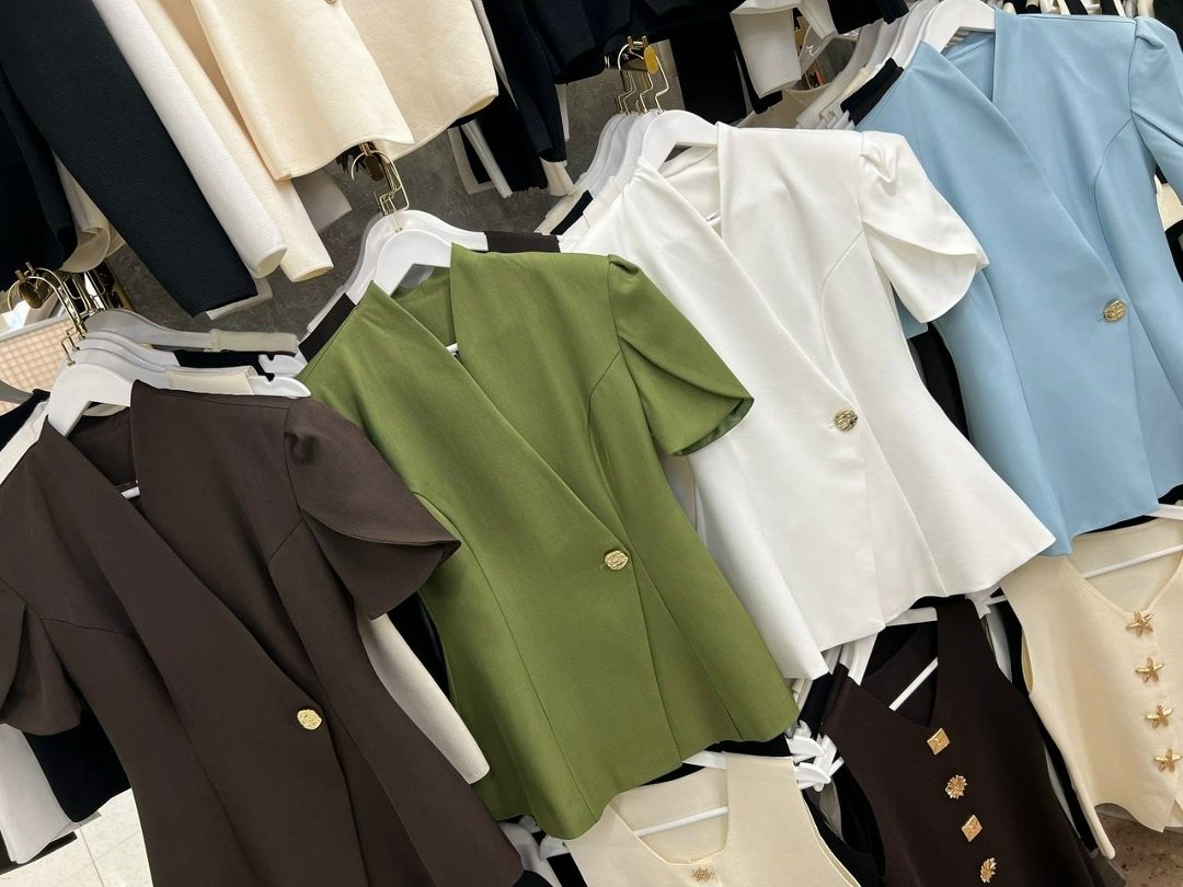 женский костюм,жакет с коротким рукавом,деловой костюм женский,женский пиджак,пиджак женский тонкий с коротким рукавом