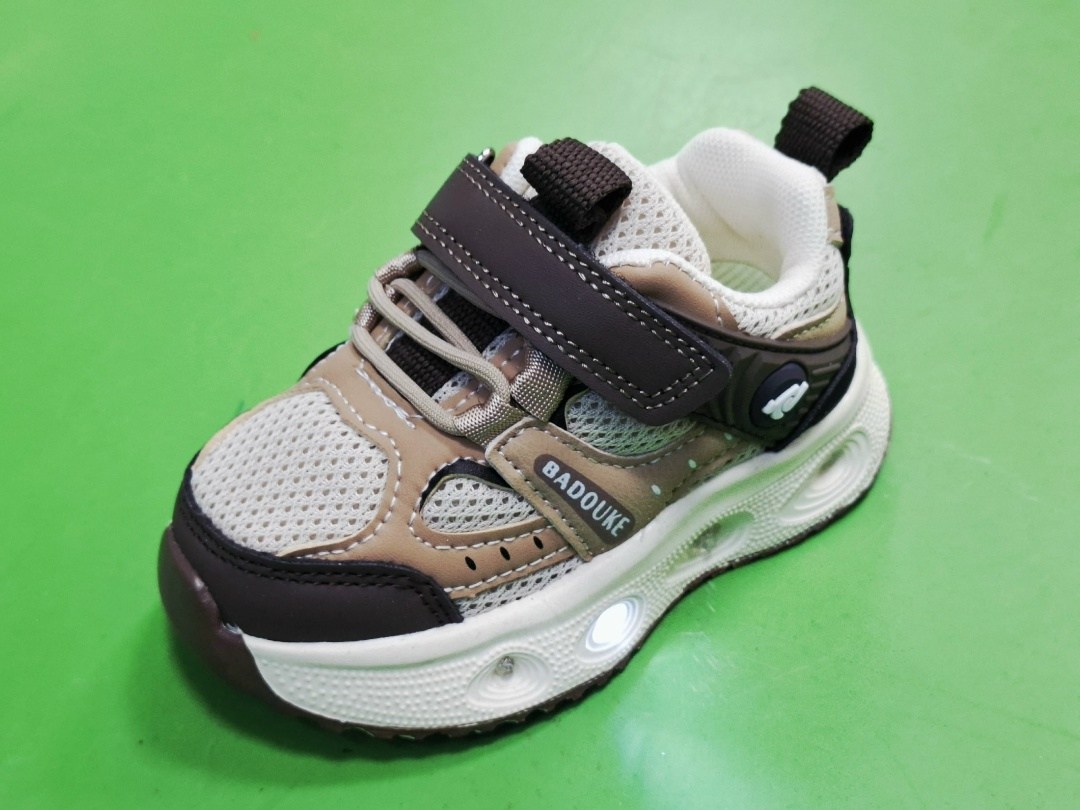 детские кроссовки,кроссовки, детская,кроссовки мальчику,детские кроссовки микаса