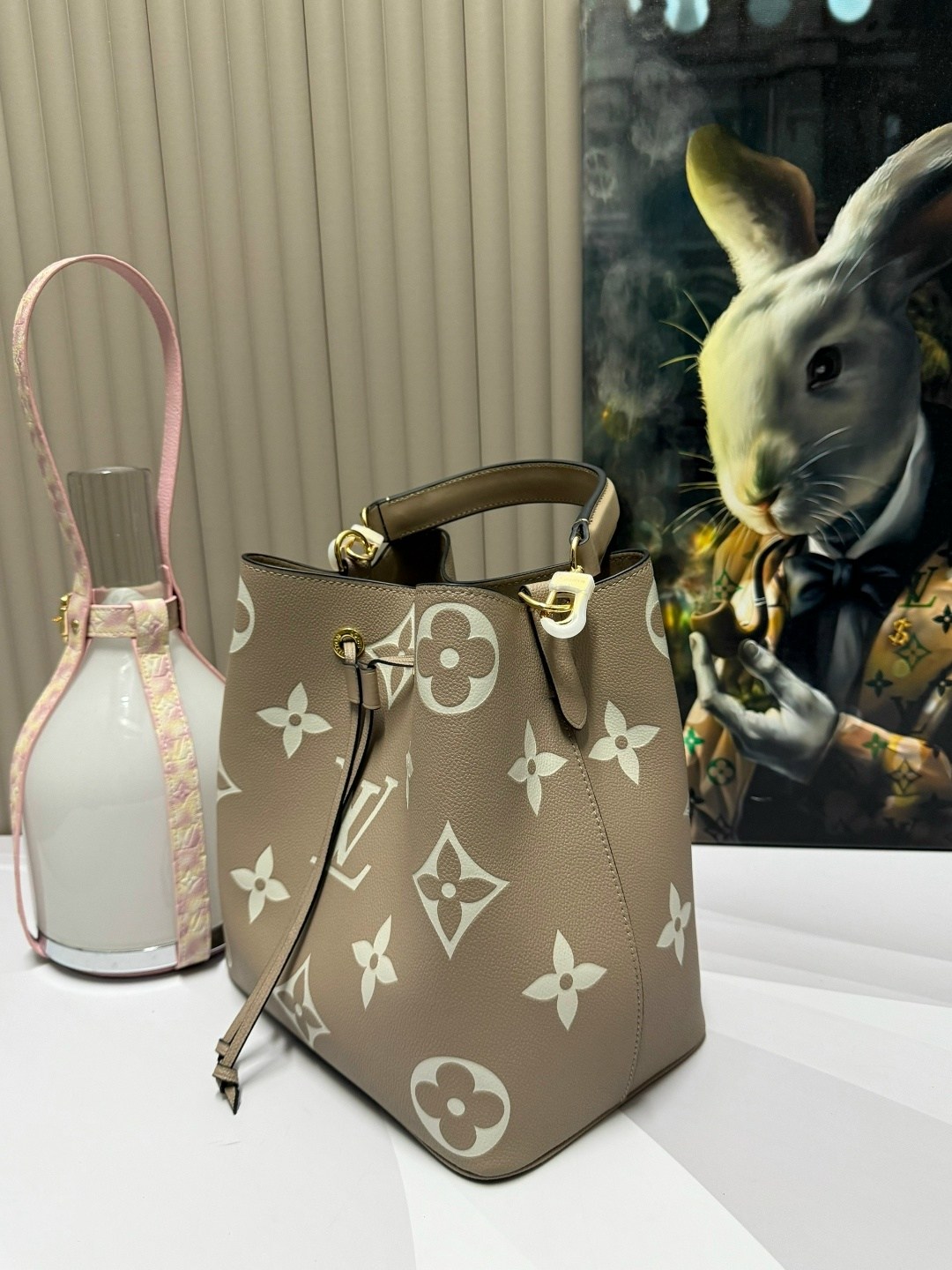 сумка женская louis vuitton,сумкa louis vuitton,louis vuitton сумка на плечо,луи виттон сумка,сумка ведро луи виттон