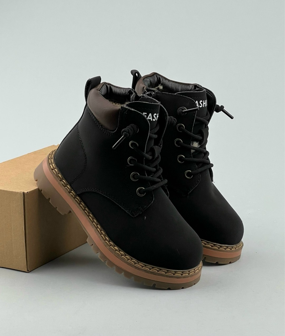 ,ботинки зимние на рыжей подошве тимберленды с мехом,ботинки детские,ботинка,модные ботинки