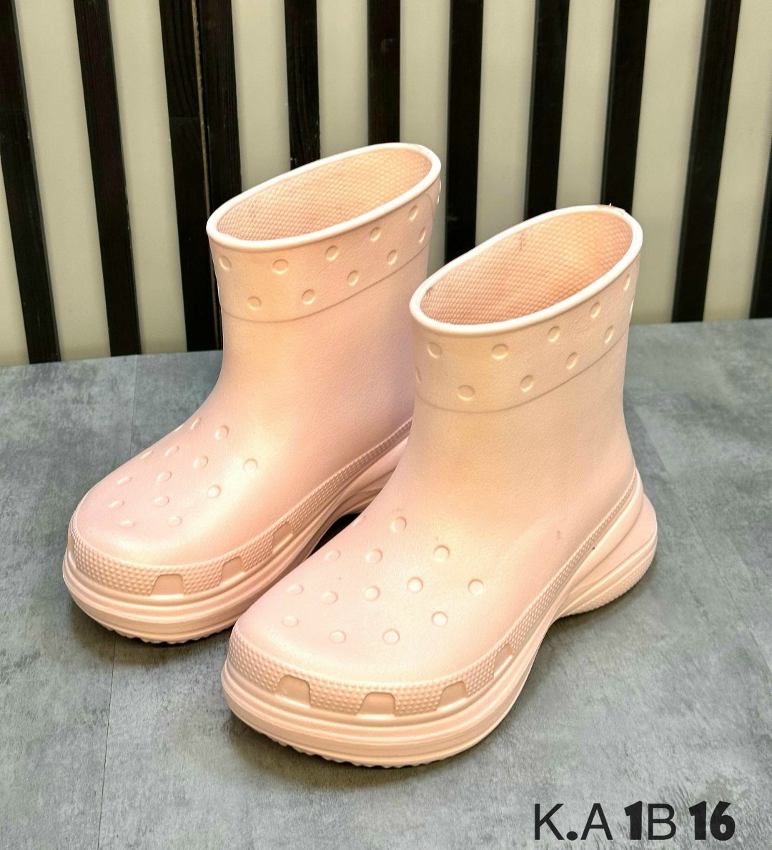 сапоги резиновые,сапоги резиновые женские,,резиновая ,резиновые сапожки