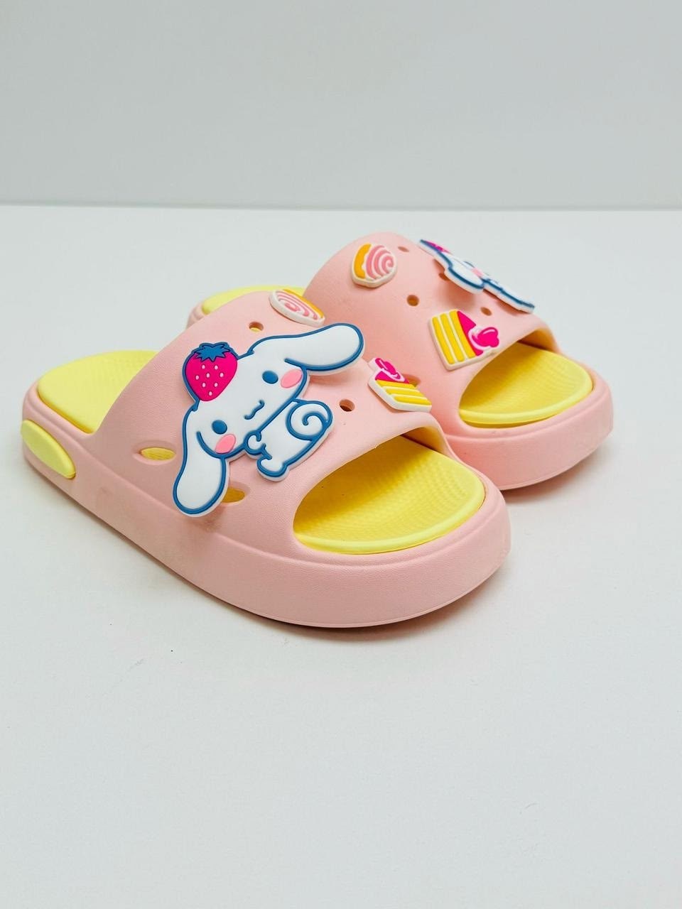 ,детские шлепанцы,тапочки для девочек,тапочки sanrio,детские тапочки