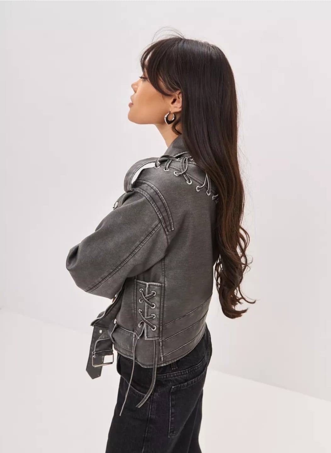 косуха винтажная куртка кожаная oversize серая monyken,кожаная куртка косуха,косуха женская куртка кожаная оверсайз,куртка косуха,косуха оверсайз куртка