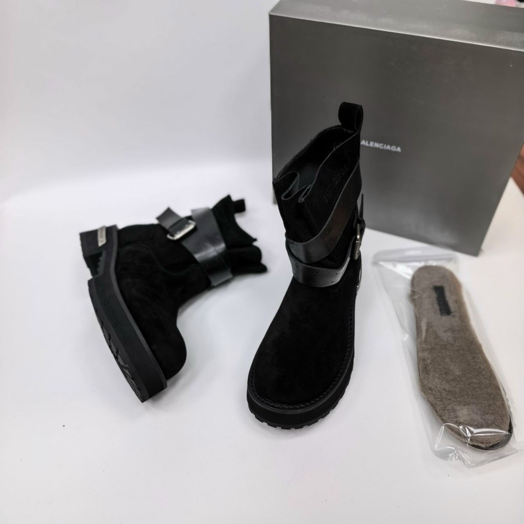 ботинки balenciaga,ботинки баленсиага,большие ботинки баленсиага,balenciaga женские кожаные ботинки чёрного цвета,balenciaga женские кожаные ботинки balenciaga чёрного цвета