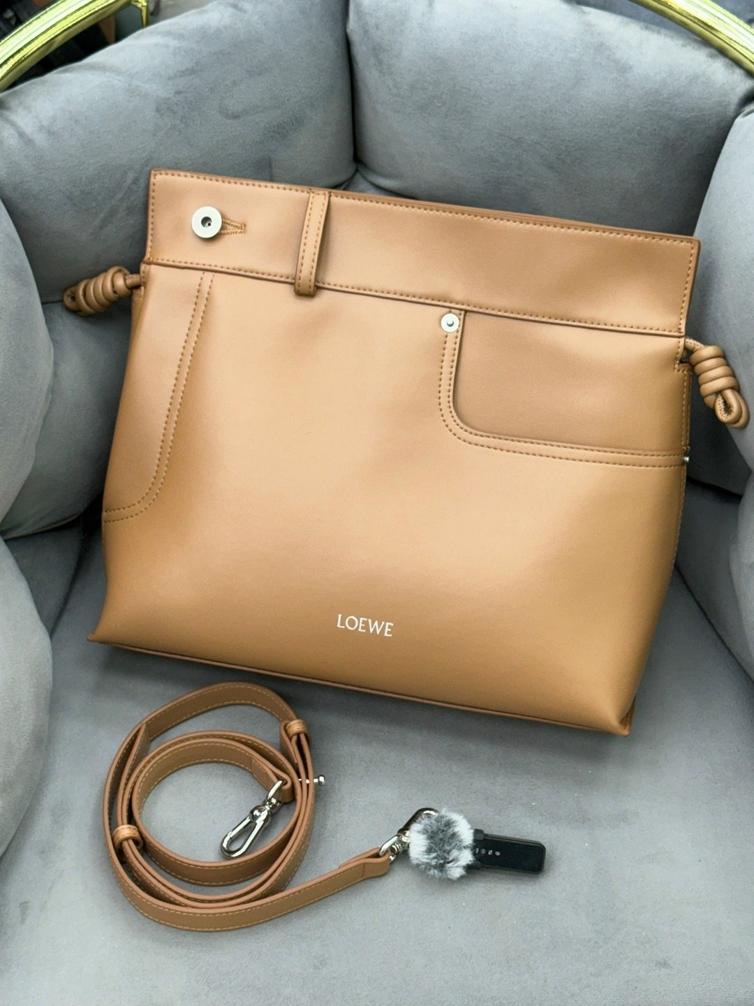 loewe сумка,женская сумка loewe,сумка,сумочки,сумка на плечо loewe