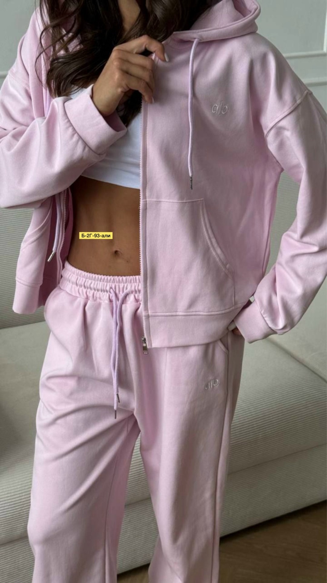 костюм спортивный,костюм велюровый,костюм женский,женский спортивный костюм,женский костюм на флисе