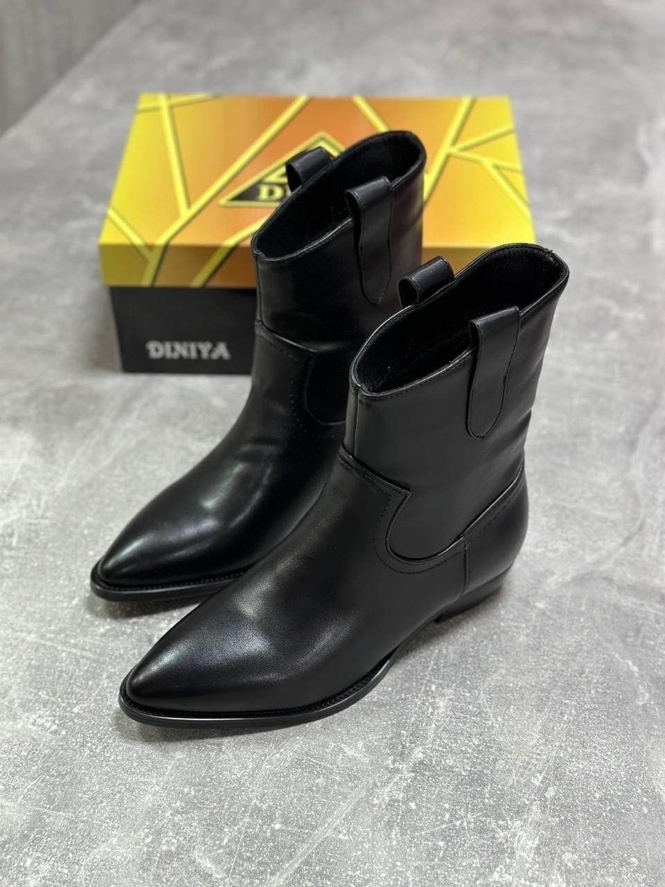 ,казаки женские,ботинки женские казаки,полусапожки казаки,полусапоги