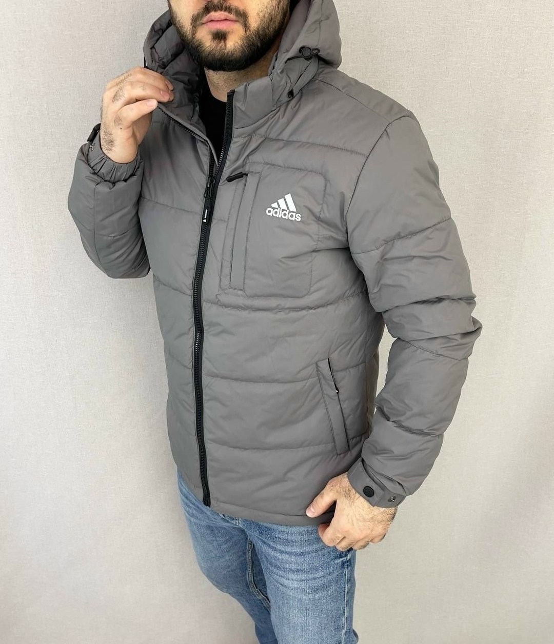 куртка весенняя adidas мужская с капюшоном,мужская зимняя куртка adidas,куртка мужская adidas,зимняя куртка adidas,демисезонная куртка adidas