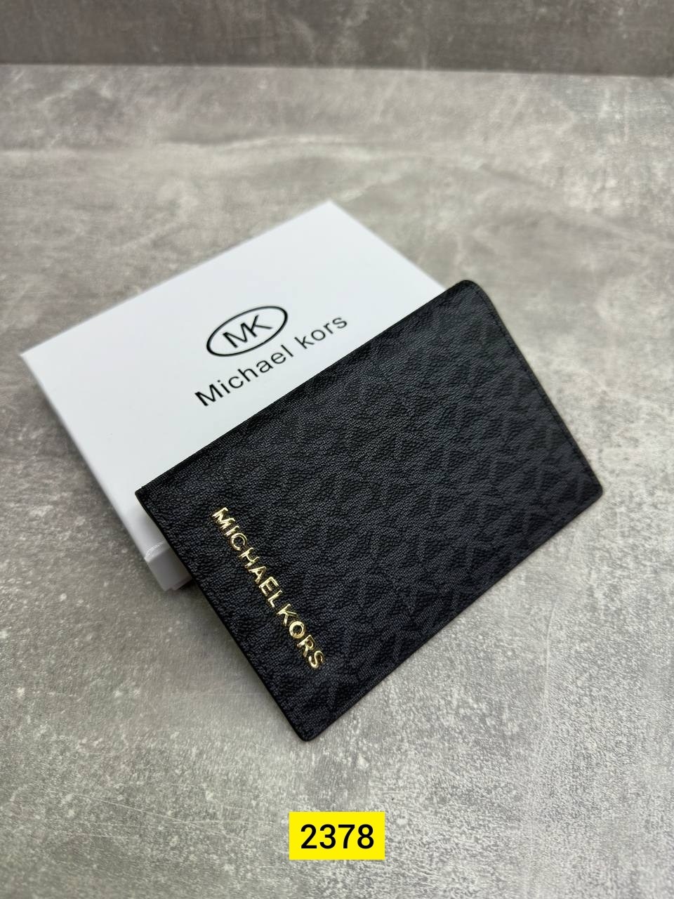 обложка на паспорт michael kors,брендовая обложка на паспорт michael kors,michael kors кошелек,обложка для паспорта michael kors женская,чехол на паспорт майкл корс