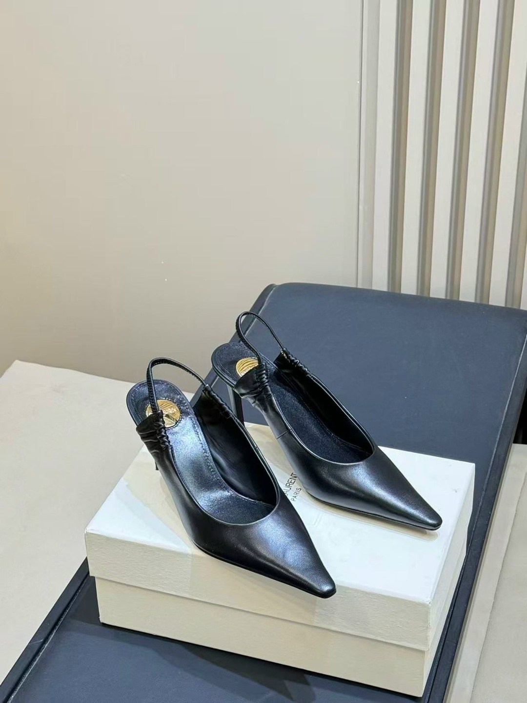 женские туфли лодочки,туфли saint laurent,туфли yves saint laurent,женские туфли,