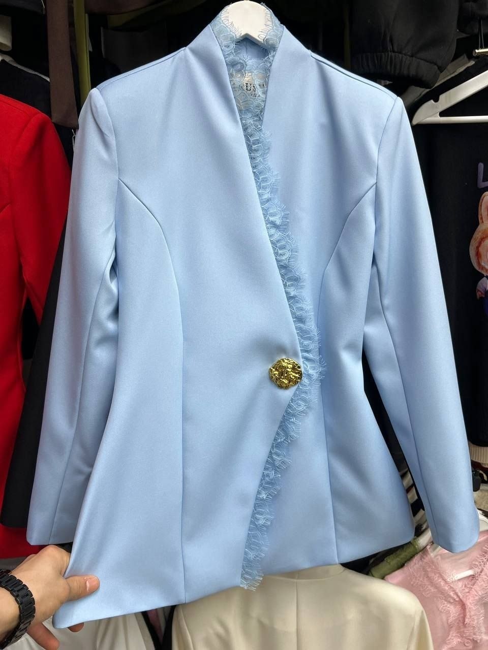 женские жакеты,приталенный жакет,жакет,женский пиджак,пиджак с кружевом