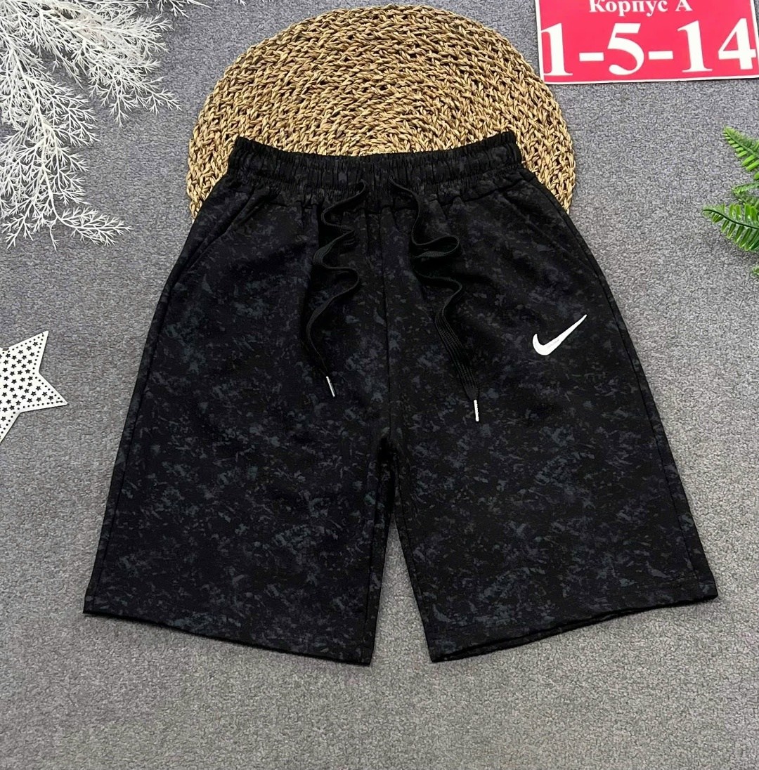 ребенок,одежда для мальчика,шорты для мальчика,мальчик,мальчик в футболке