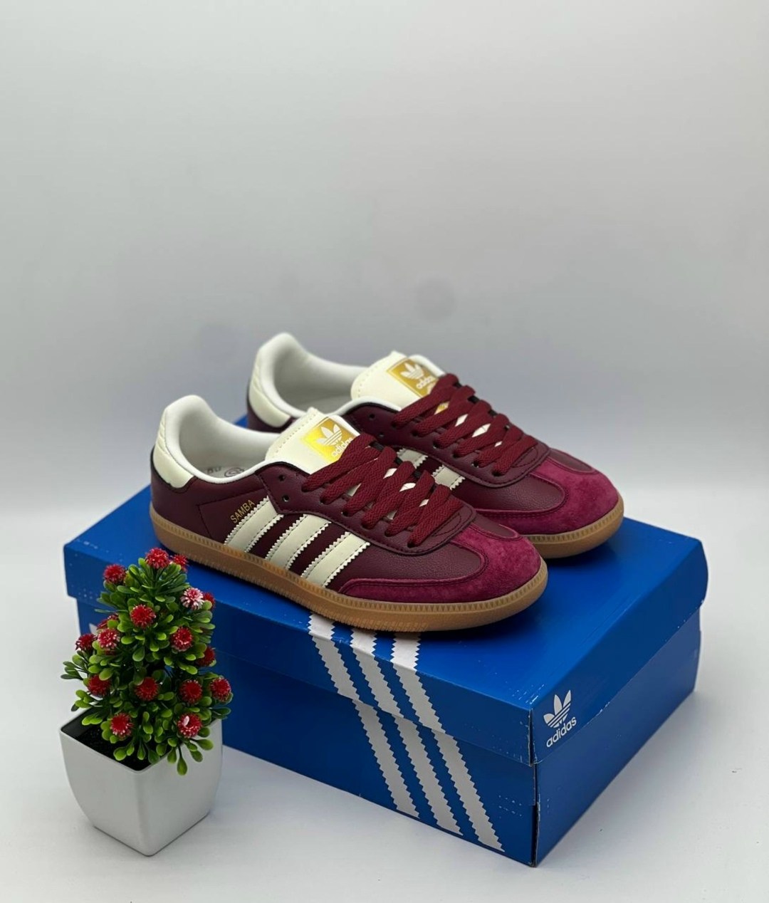 кроссовки adidas samba adidas цвет бордовый,кроссовки adidas samba,кроссовки женские adidas,кроссовки кеды из натуральной замши adidas spezial,кроссовки женские adidas samba самба бордовые