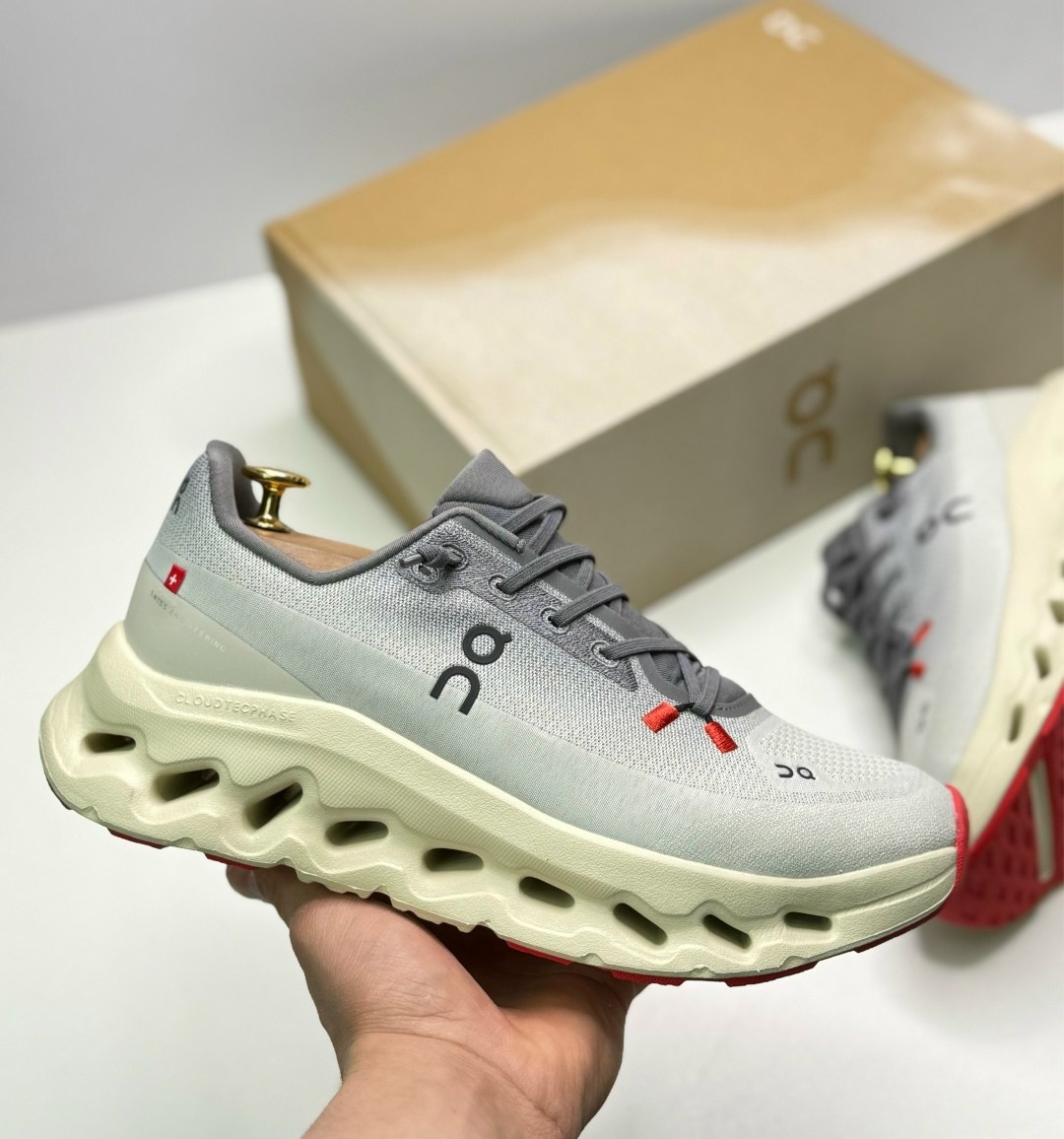 кроссовки,кроссовки cloudtilt on,кроссовки мужские женские,женские кроссовки,кроссовки cloudtilt "cinder/sand" on running