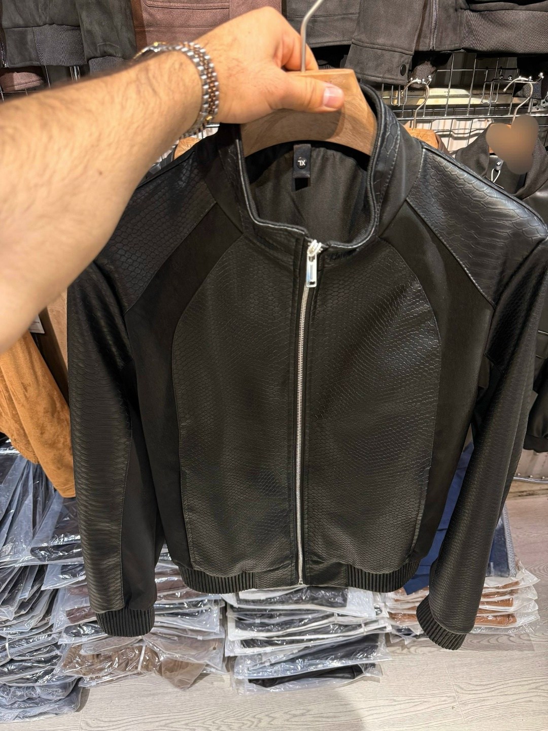 куртка кожаная louis vuitton,брендовая мужская кожаная куртка,замшевая куртка стефано ричи,кожаная куртка,куртка мужская кожаная