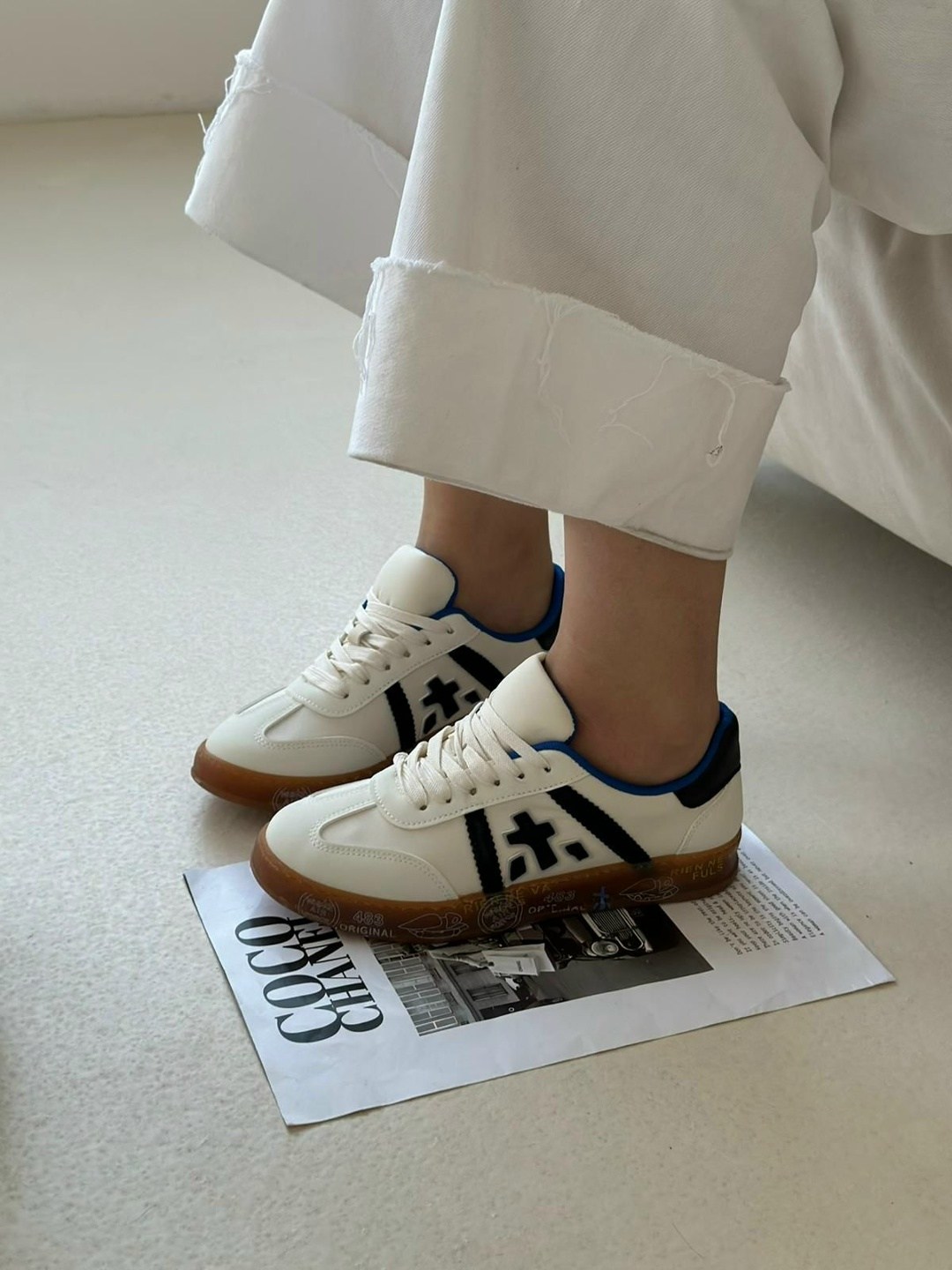 ,женские кроссовки,модные кроссовки, повседневные, спортивная