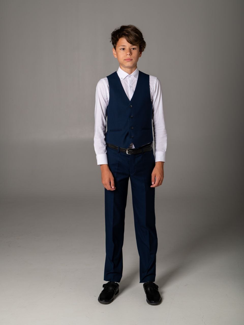 жилетки классические для мальчиков,школьная форма мальчик,школьный костюм для мальчика,школьный костюм для мальчика классический,костюм в школу для мальчиков