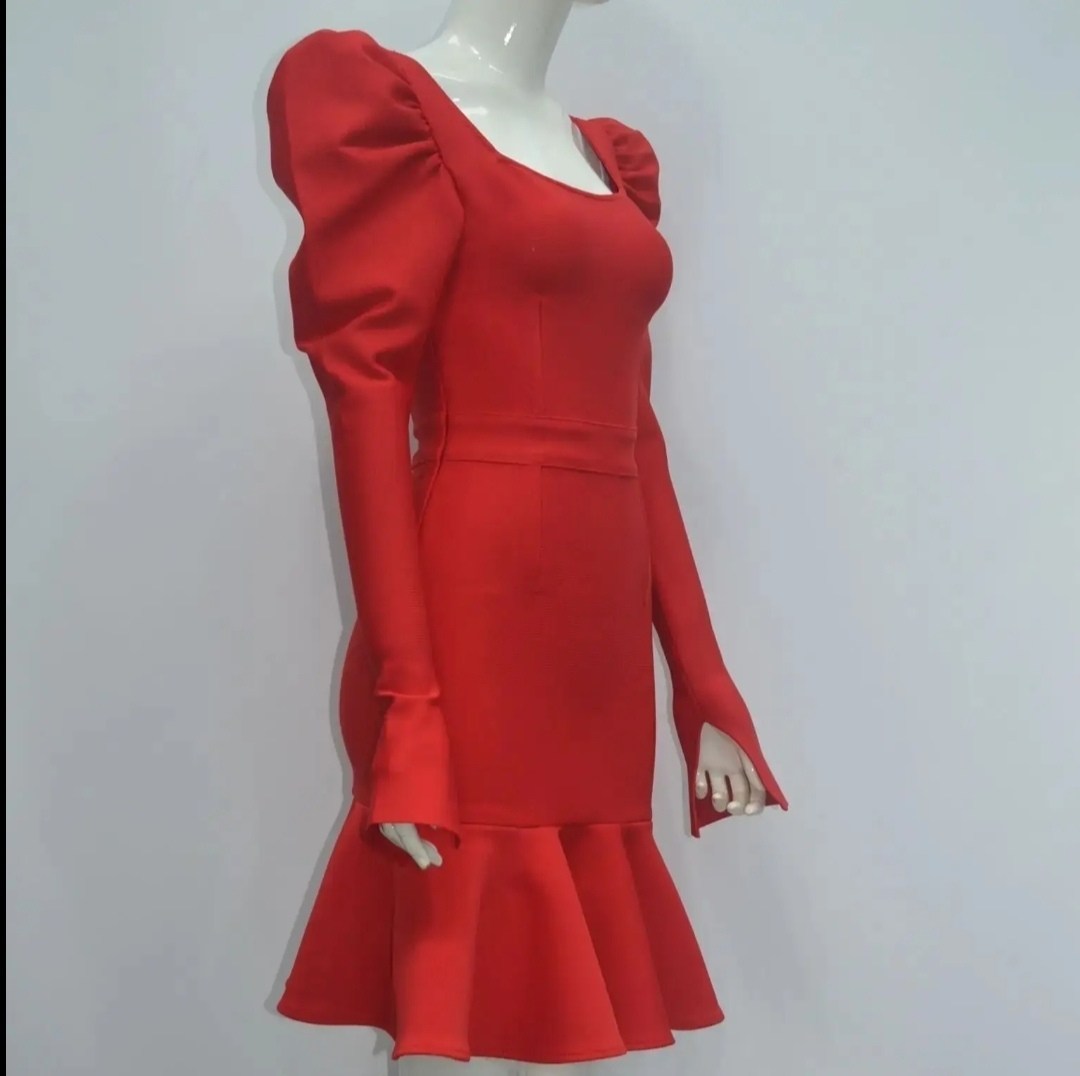 красное платье,женское платье,платье классическое,женское платье с рукавами,платье с рукавами фонарик