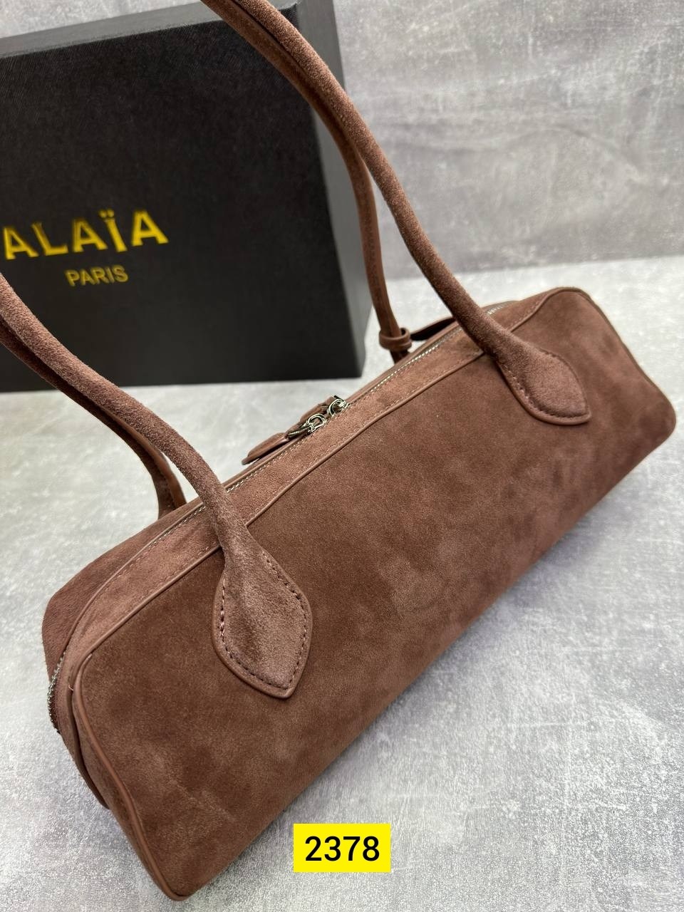 замшевая сумка,сумка женская замшевая черная,сумка the row margaux натуральная замша,замшевая сумка женская,сумка