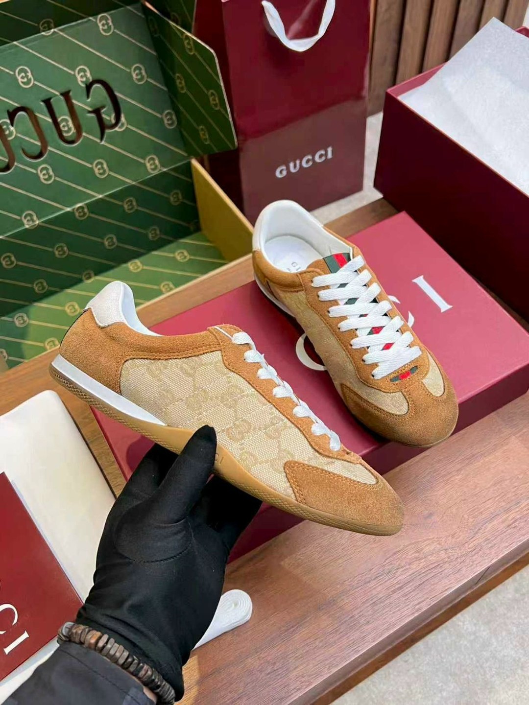 кроссовки gucci,мужские кроссовки gucci,sneakers gucci,гуччи новая коллекция 2026  мужская,gucci shoes