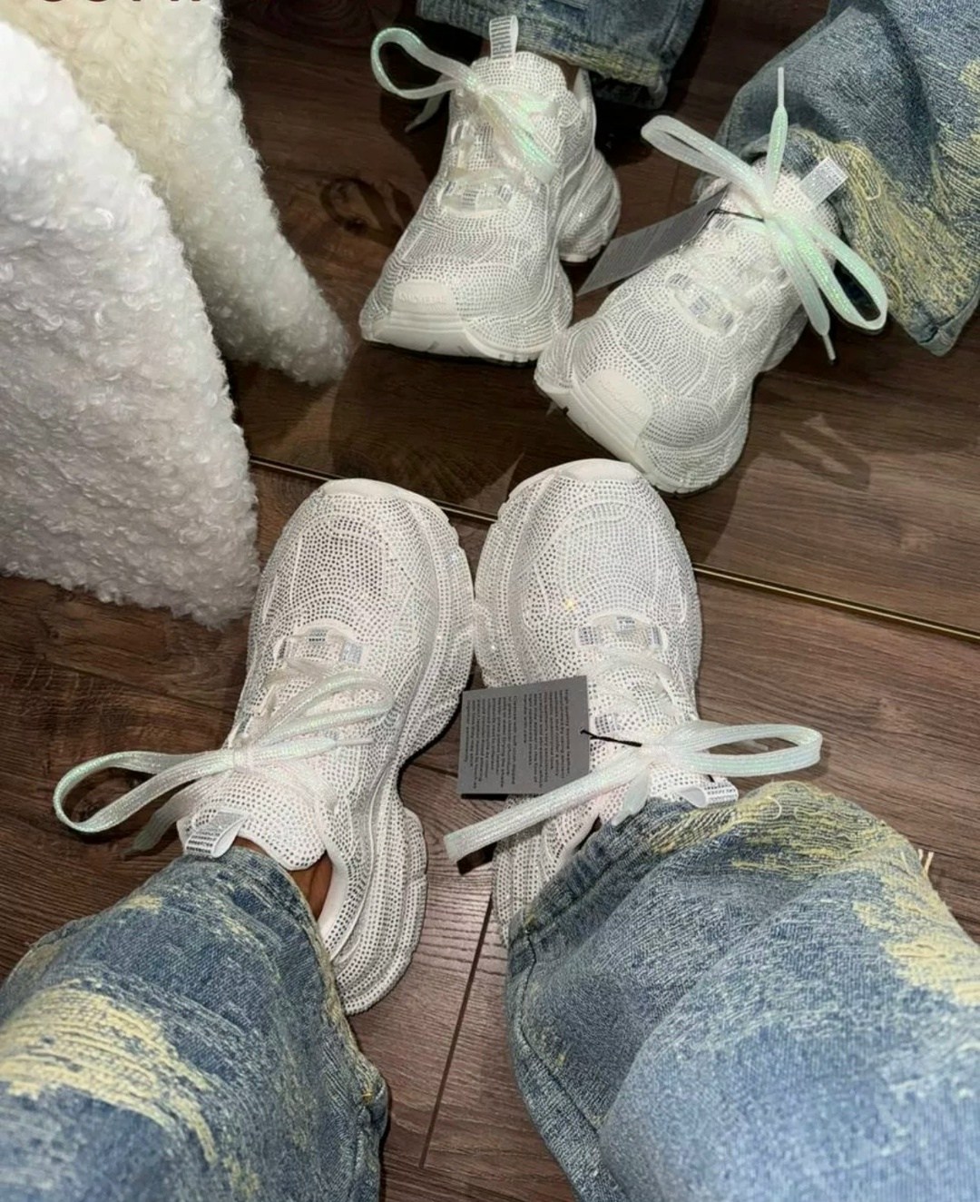 кроссовки в стразах,кроссовки в стразах цвет белый,кроссовки реплика премиум качества balenciaga,женские кроссовки,кроссовки баленсиага