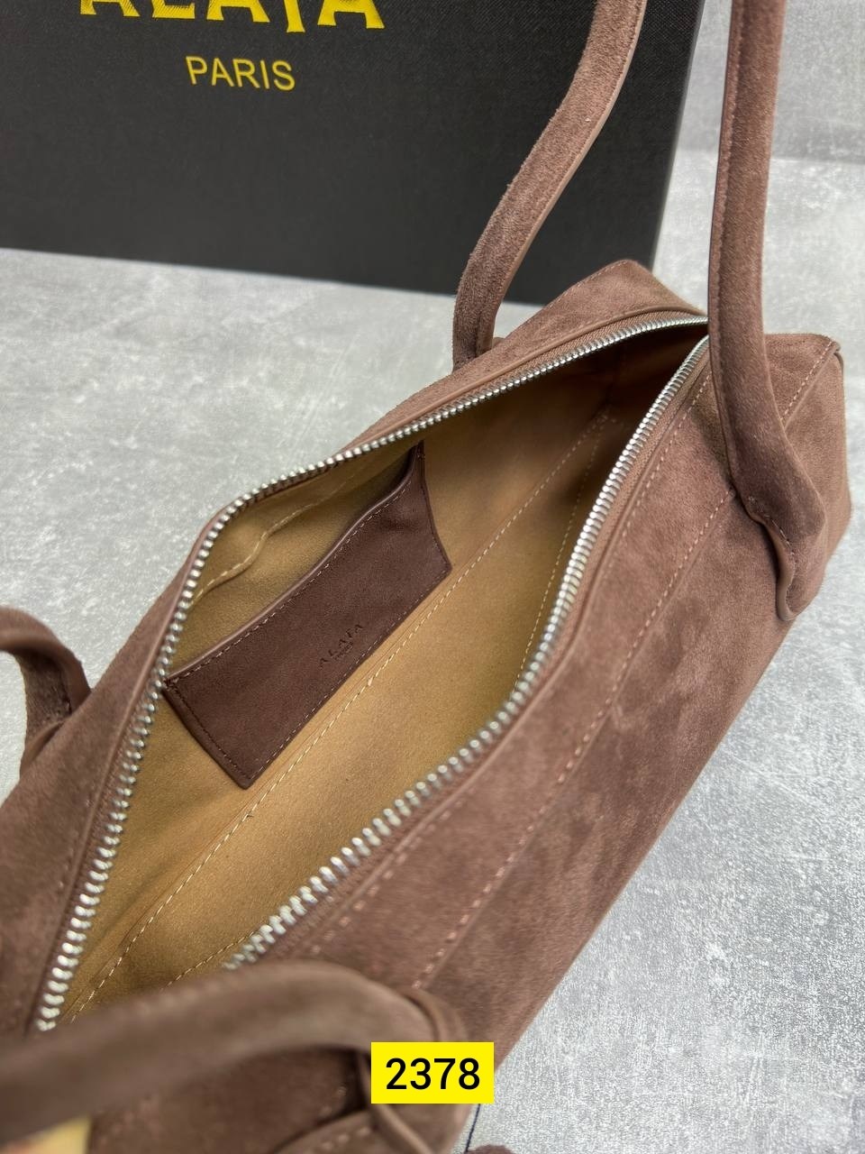 замшевая сумка,сумка женская замшевая черная,сумка the row margaux натуральная замша,замшевая сумка женская,сумка