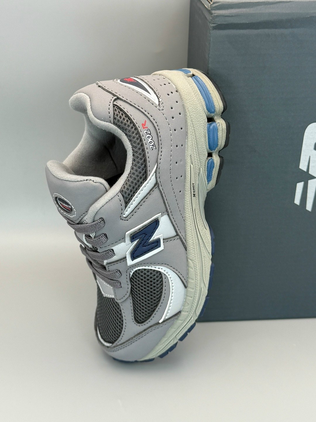 кроссовки new balance,кроссовки new balance 2002r светло-серые,кроссовки new balance 2002,кроссовки new balance 2002 r,new balance 2002r grey