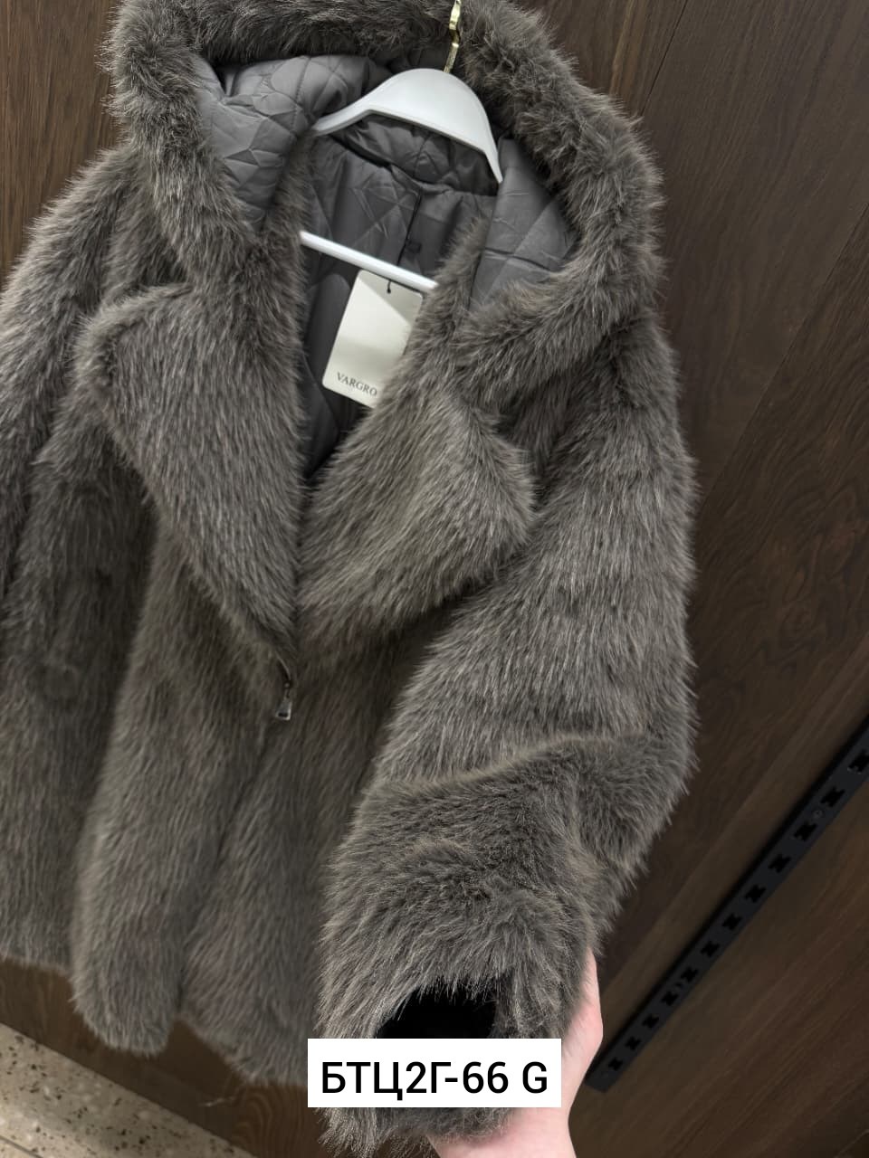 шуба,шуба из нутрии,шубка,пальто барашек,шуба с капюшоном