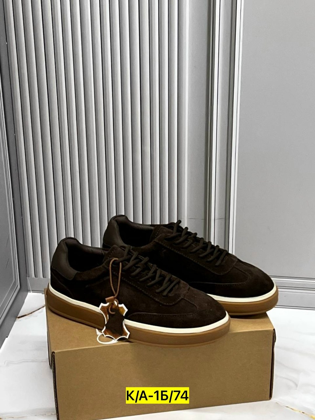 женские кроссовки из замши loro piana коричневые,кроссовки loro piana,,кроссовки из натуральной замши,замшевые кроссовки