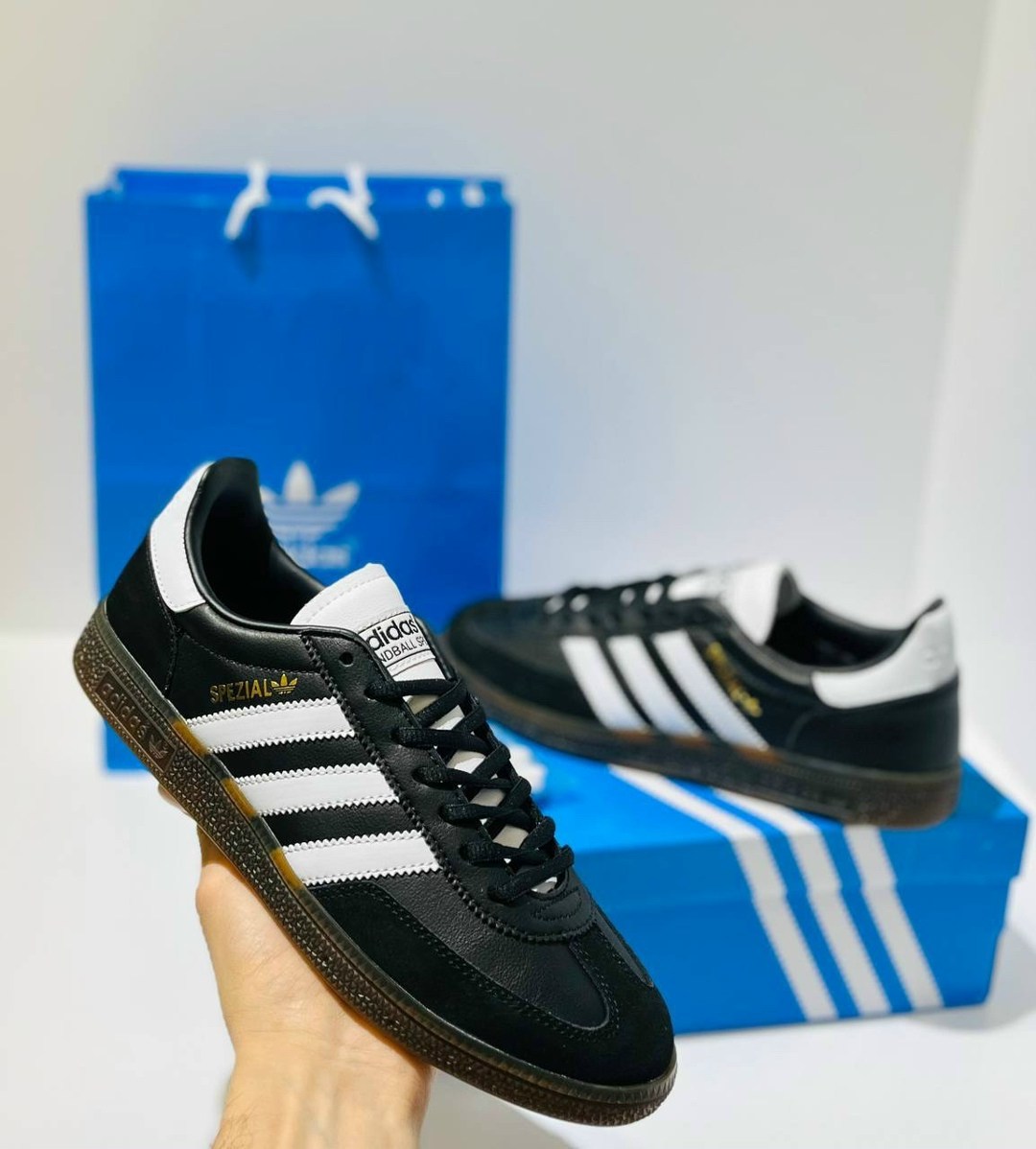 кроссовки adidas,мужские кроссовки adidas samba,кроссовки adidas handball spezial,кроссовки мужские adidas,кроссовки adidas spezial