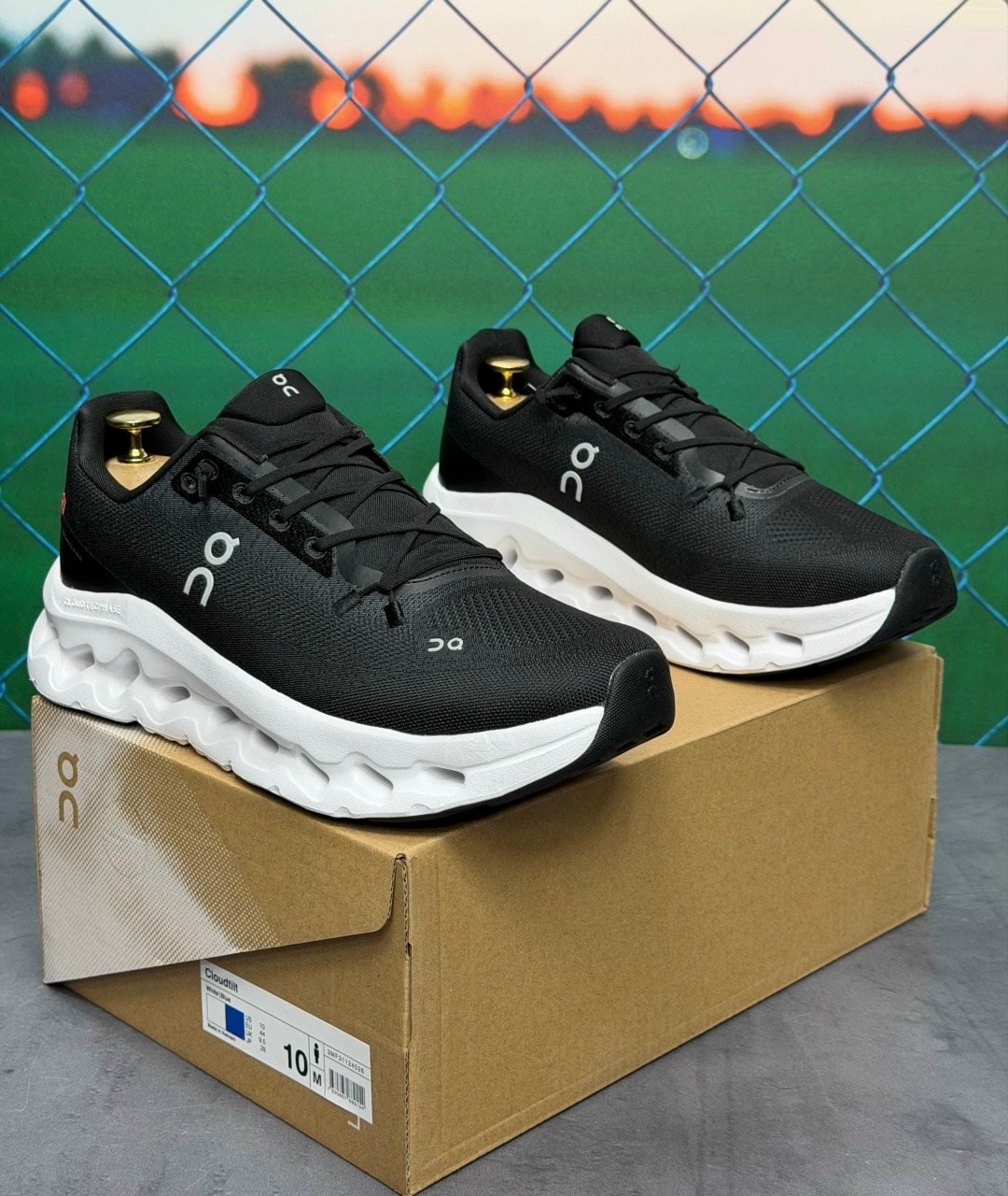 кроссовки on cloudflow,кроссовки,кроссовки on cloudrunner 2 цвет eclipse black,кроссовки женскиe,мужские кроссовки