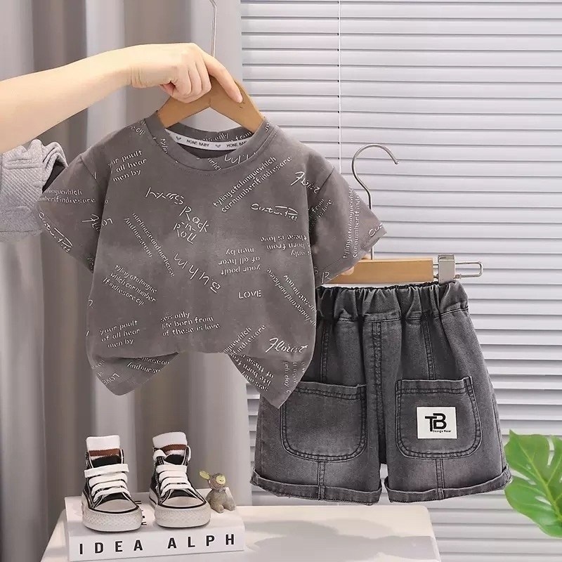 мальчик,одежда мальчика,шорты для мальчика,футболки для мальчика,комплект одежды для мальчика