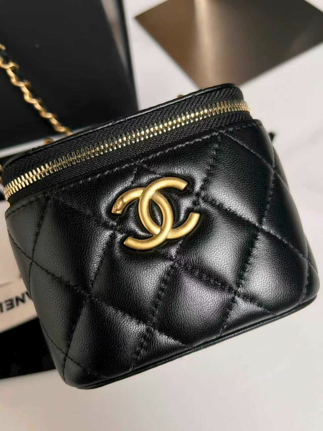 сумка chanel,кожаная сумка в стиле шанель,косметичка chanel,chanel косметичка через плечо,сумка шанель