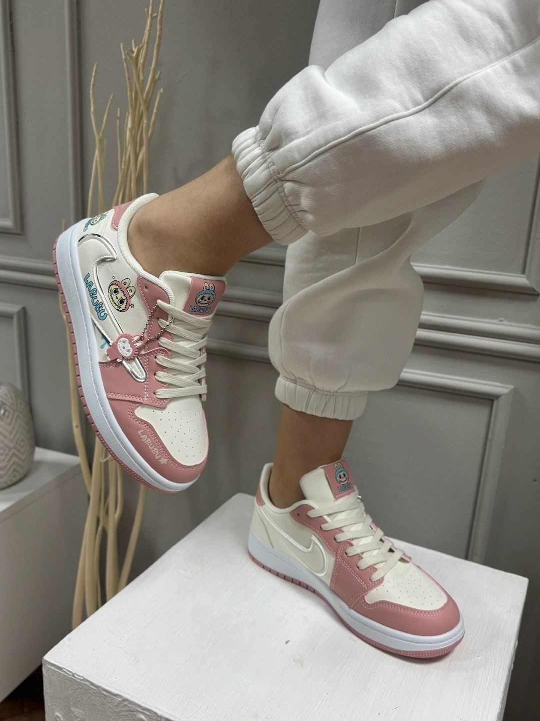 кроссовки,женские кроссовки nike,женские кроссовки,nike air jordan 1,air jordan 1 low mighty swooshers