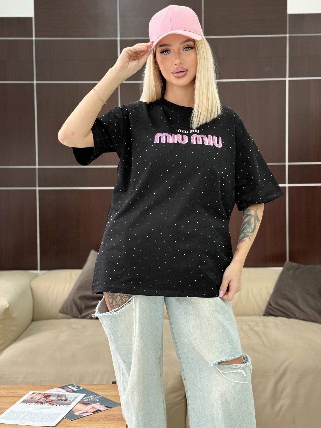 футболки женская оверсайз,оверсайз футболка с принтами,футболка оверсайз с,футболка оверсайз со стразам,футболка женская