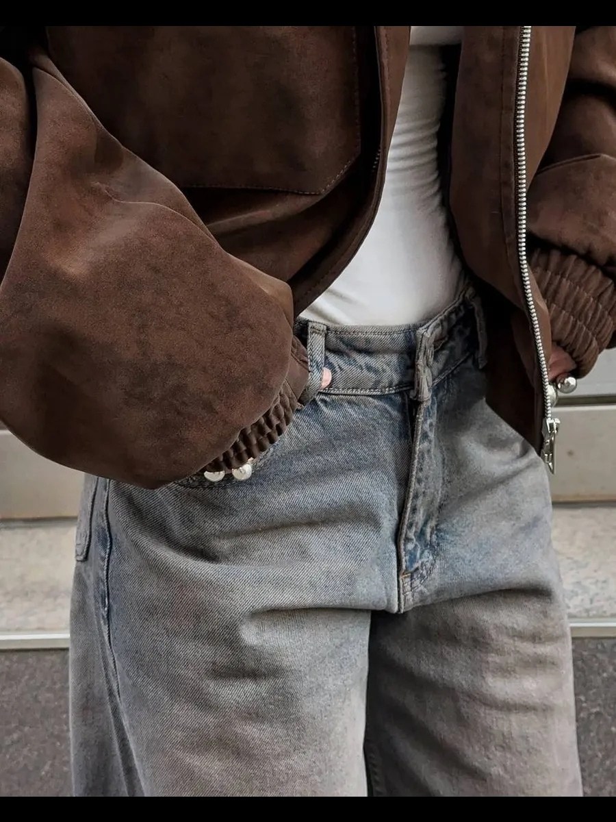 замшевая куртка,женская куртка бомбер из эко замши коричневого цвета,вельветовая куртка,куртка бомбер,женская вельветовая куртка