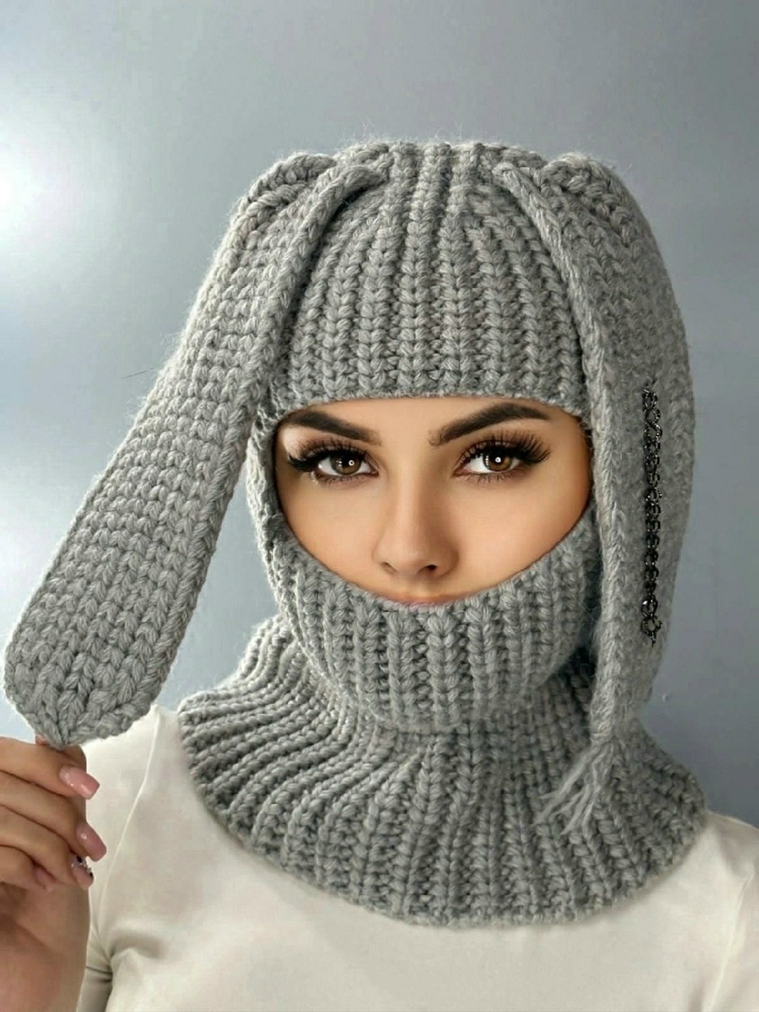 балаклава зайка вязаная,балаклава женская с ушками зайки вязаная,балаклава зайка,вязаная балаклава,балаклава с ушками зайца вязаная