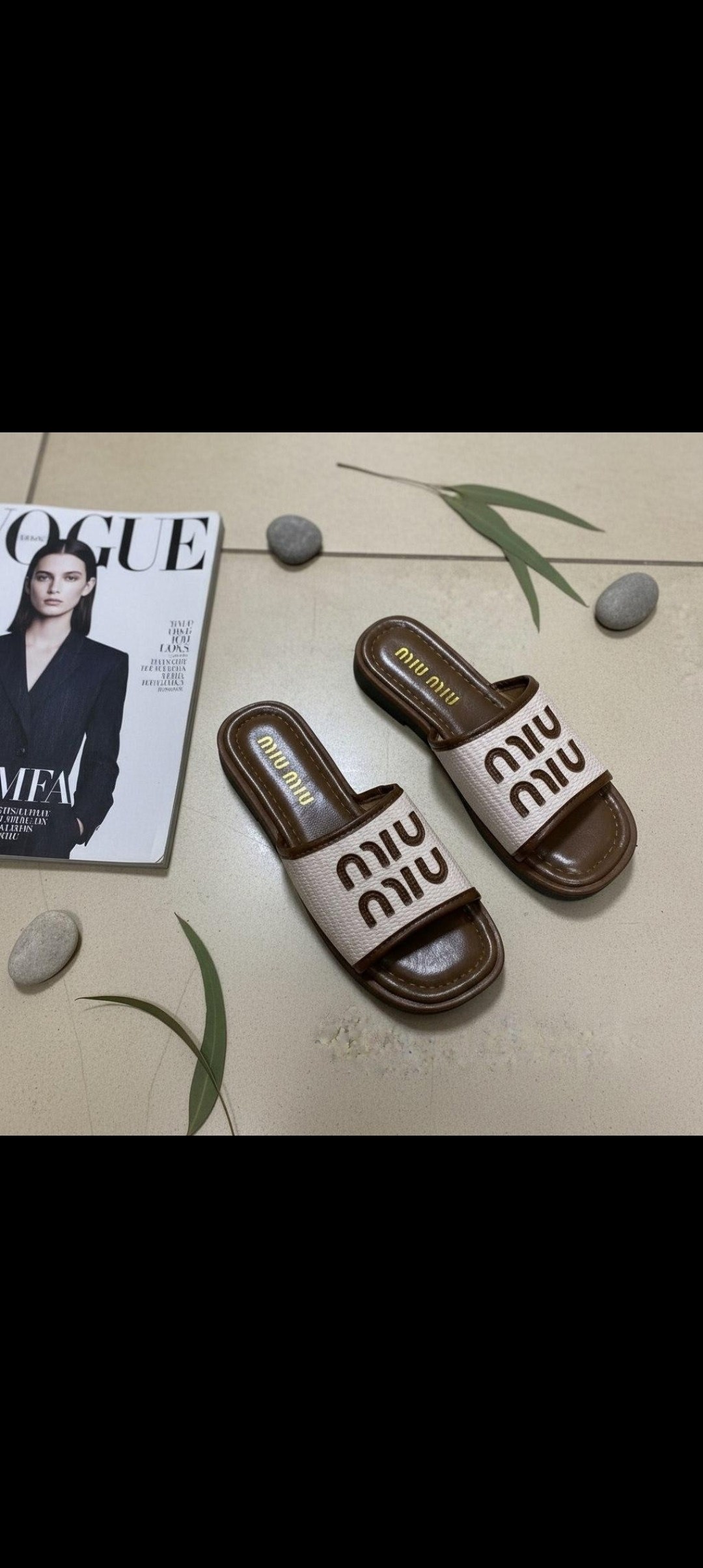 шлепанцы женские,,тапки фенди,модные тапочки,шлепки женские