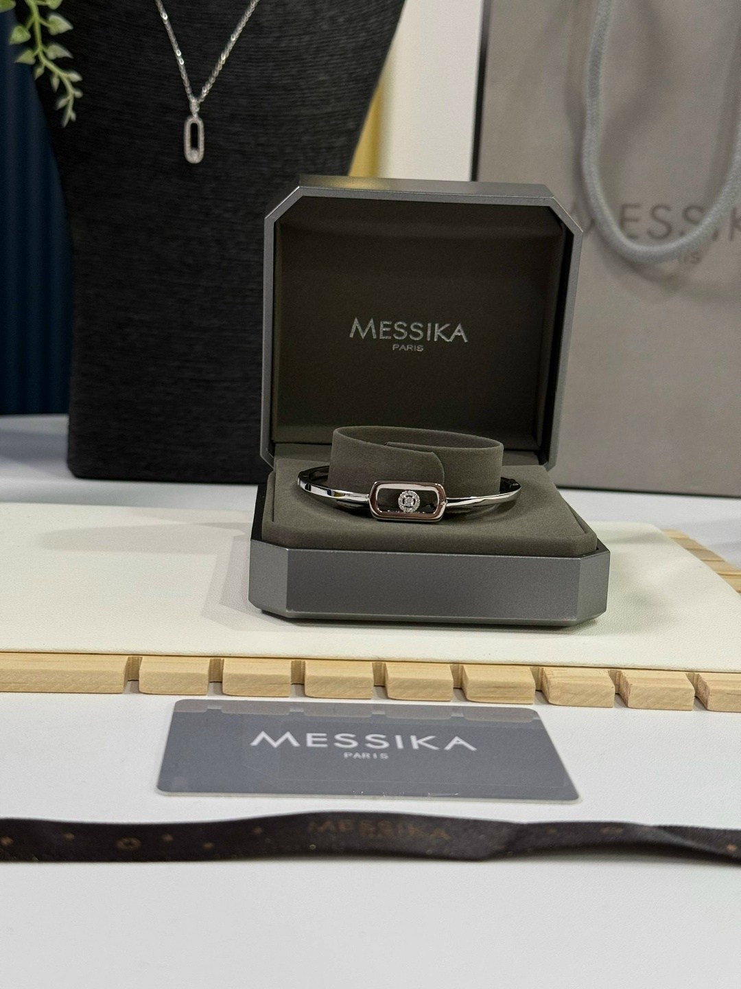 браслет messika,кольцо messika,messika украшения,messika серьги,коробка для украшений