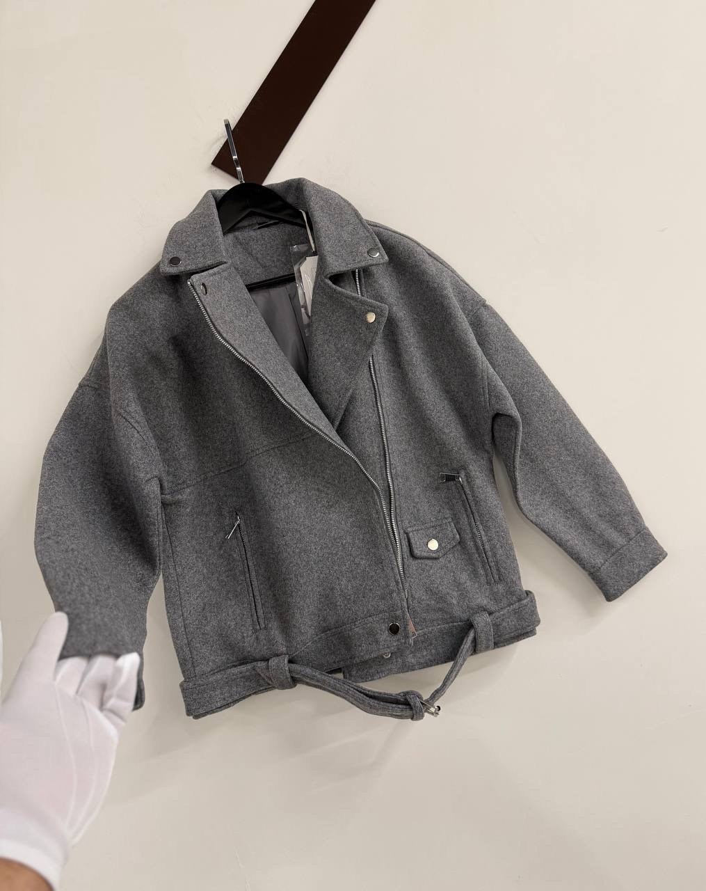 косуха шерстяная куртка из пальтовой ткани оверсайз look design,куртка косуха,куртка из пальтовой ткани,пальто косуха,косуха оверсайз шерстяная куртка осенняя distore