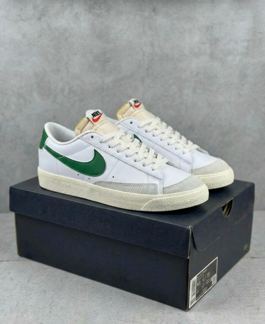 nike air jordan 1 mid,jordan 1 mid triple black,nike air jordan 1 high triple black,jordan air jordan 1 mid "triple black",nike air jordan 1 triple black