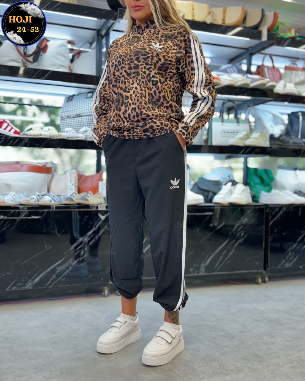 спортивный женский костюм adidas,костюм для женщин,костюм с лампасами,костюм спортивный женский,женские костюмы