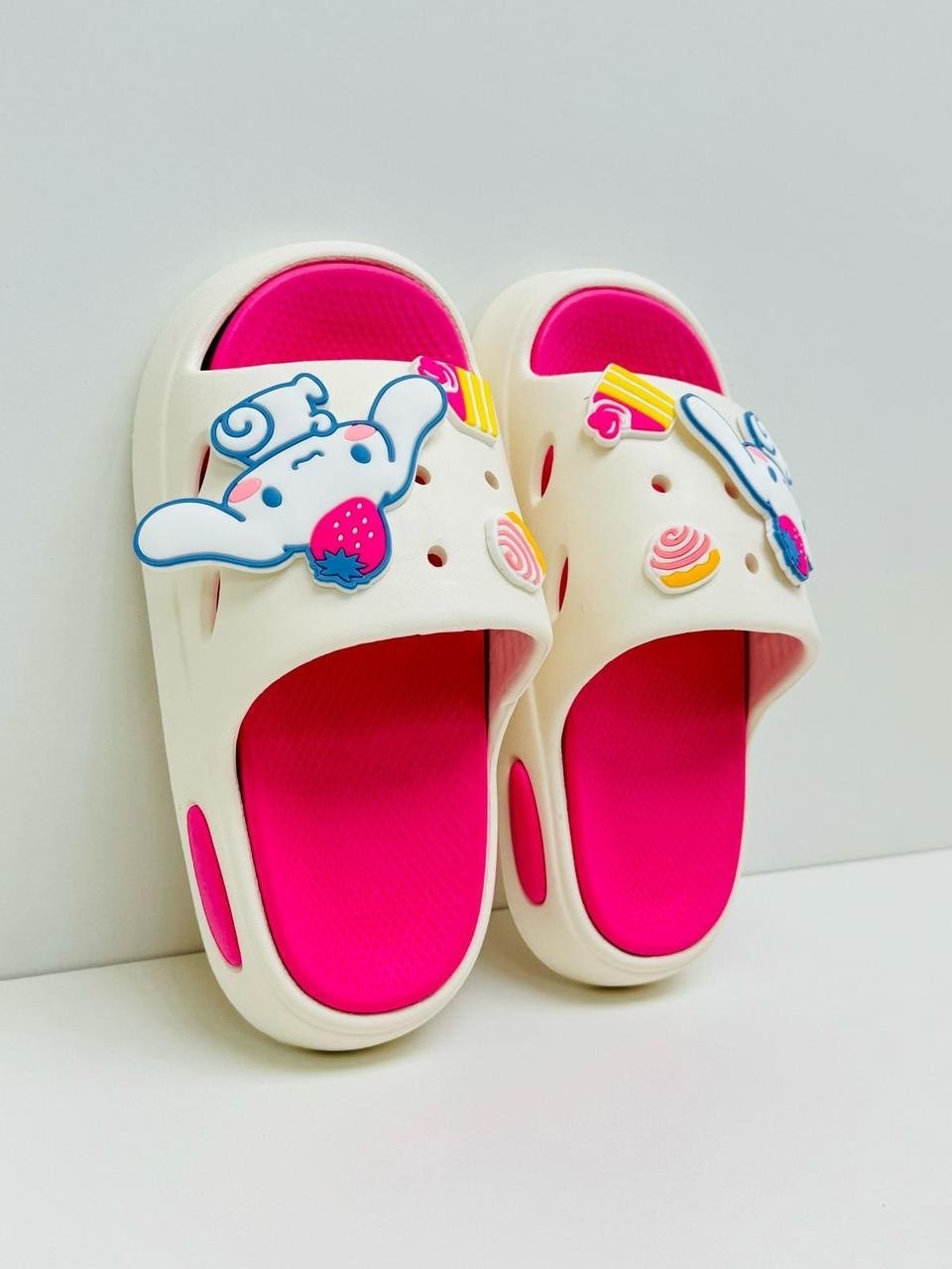 ,детские шлепанцы,тапочки для девочек,тапочки sanrio,детские тапочки