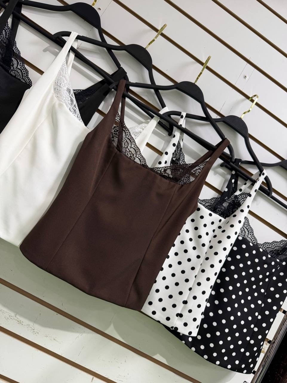 майка с кружевами,топ в бельевом стиле,женская майка,топ женский,топ с кружевом