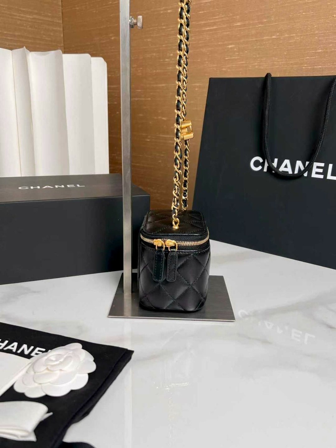 сумка chanel,кожаная сумка в стиле шанель,косметичка chanel,chanel косметичка через плечо,сумка шанель