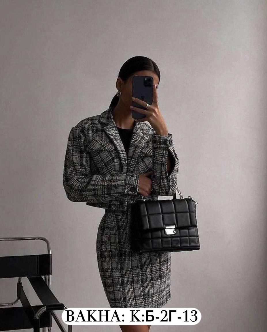 костюм твидовый с короткой юбкой,твидовый стильный женский костюм мини,женский твидовый костюм пиджак и мини юбка,стильный женский твидовый костюм пиджак и мини юбка,твидовый костюм с юбкой