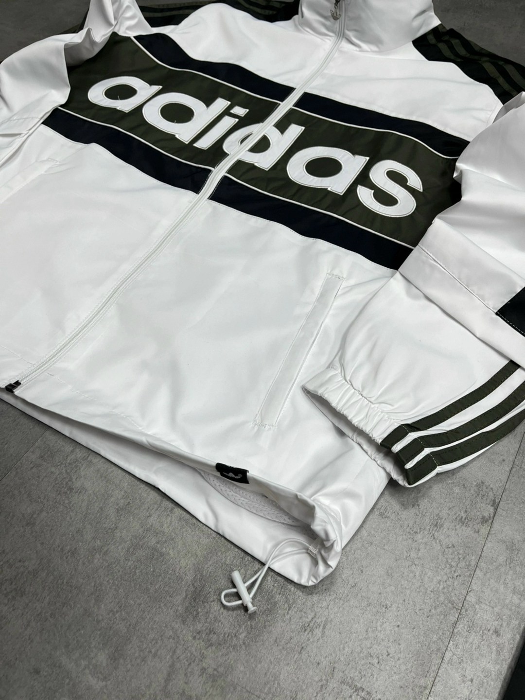 спортивный костюм adidas 90х,мужской спортивный костюм "adidas",спортивный костюм adidas,спортивный костюм adidas ретро,спортивный костюм adidas в стиле 90х