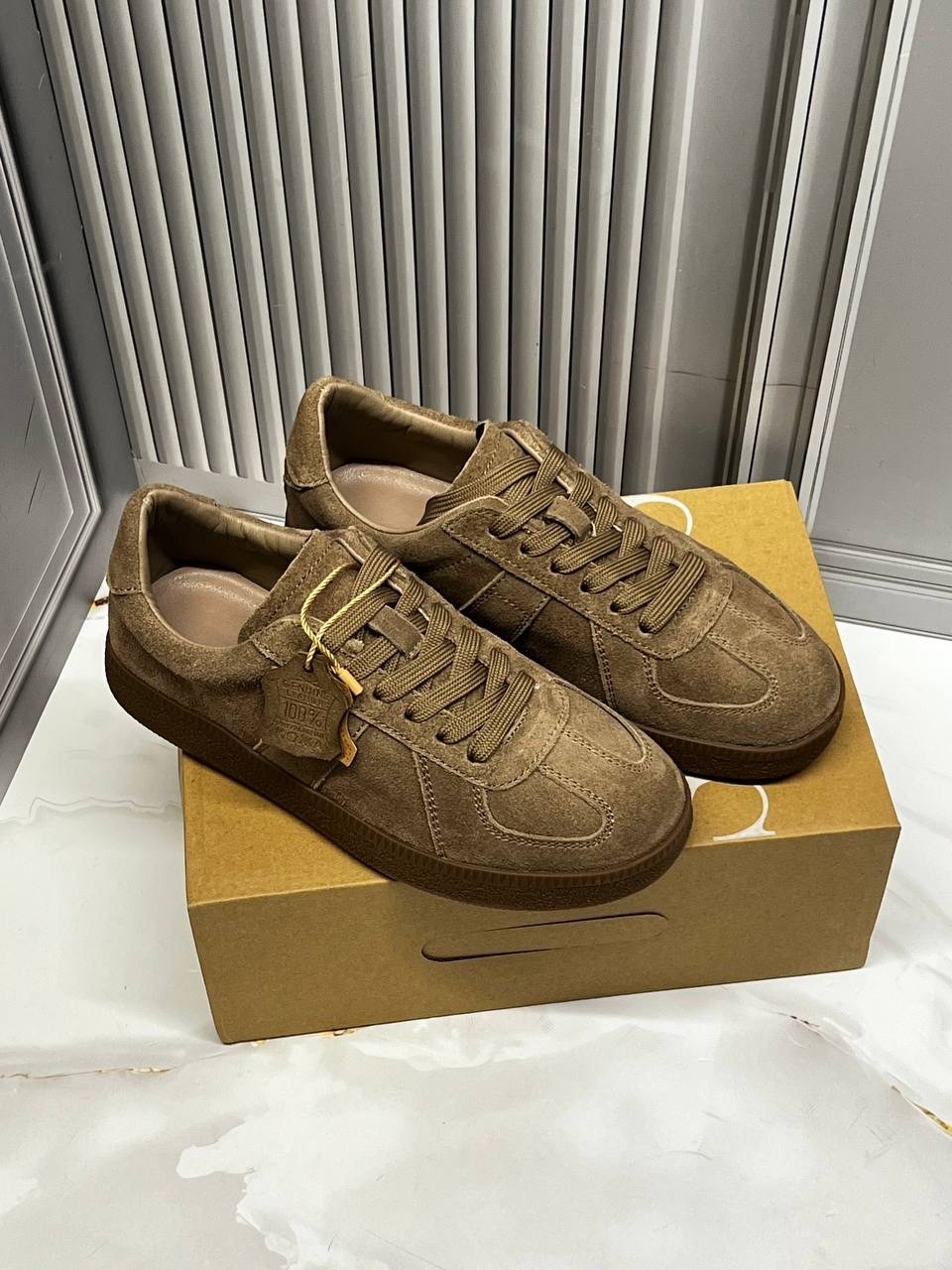 замшевые кроссовки,,кеды замшевые,повседневные кроссовки,женские кроссовки